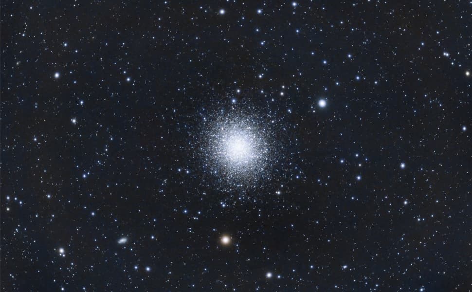 M13